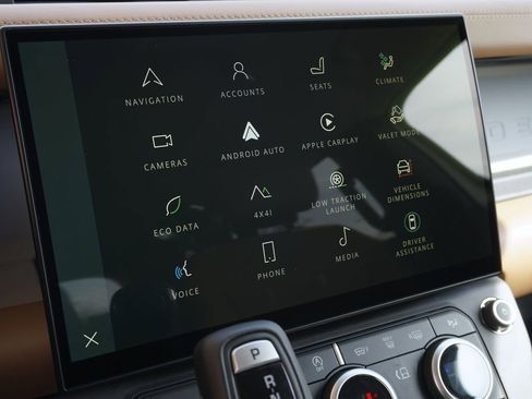 New 2026 Land Rover Defender 110 S AWD/4WD image 22