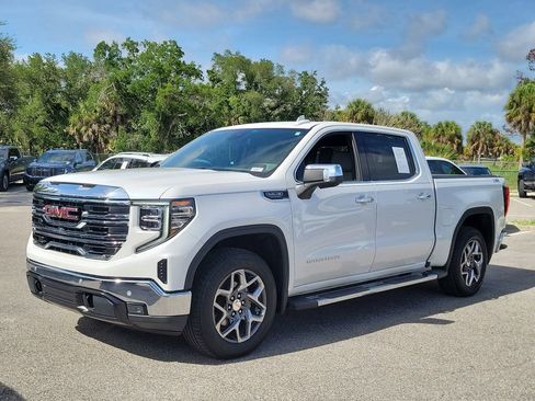 Used 2023 GMC Sierra 1500 SLT w/ SLT Premium Plus Package AWD/4WD image 2