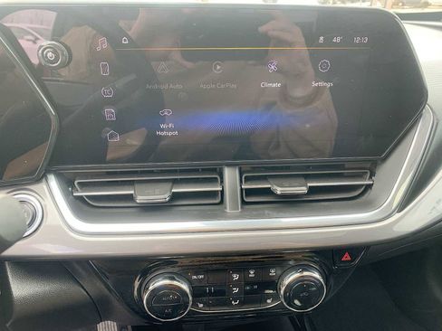 Certified 2024 Chevrolet Trax ACTIV w/ Sunroof Package image 13