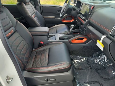 New 2026 Nissan Frontier PRO-4X w/ Pro Premium Package AWD/4WD image 13