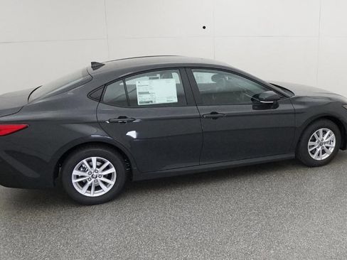 New 2026 Toyota Camry LE image 24