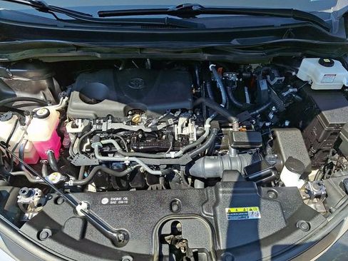 Used 2021 Toyota Sienna XLE FWD image 31