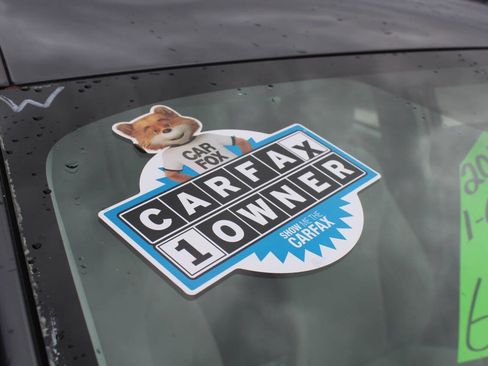 Used 2011 Toyota Prius Three image 19