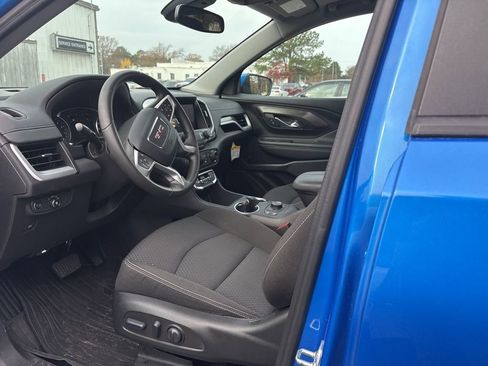 Certified 2024 GMC Terrain SLE w/ Driver Convenience Package image 28