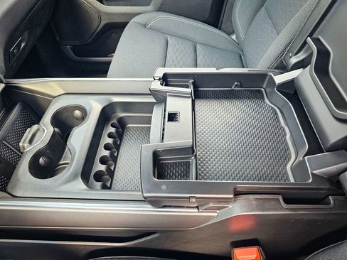 New 2026 RAM 1500 4x4 Crew Cab image 25