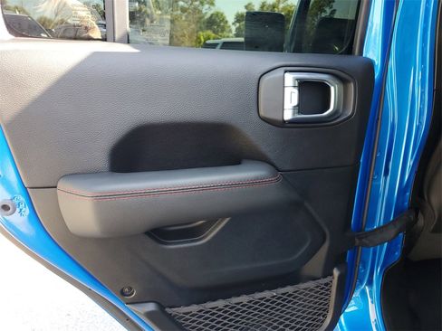 Used 2020 Jeep Gladiator Rubicon image 13