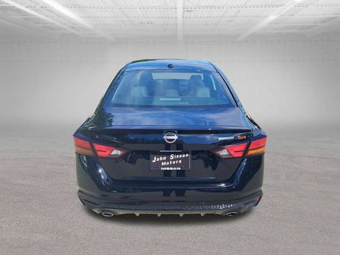 New 2026 Nissan Altima 2.5 SR w/ SR Midnight Edition Package FWD image 4