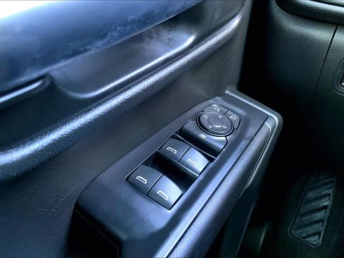 Certified 2021 Chevrolet Silverado 1500 Custom RWD image 35
