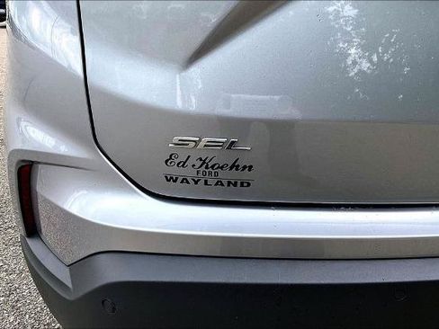 Certified 2023 Ford Edge SEL w/ Convenience Package AWD/4WD image 8
