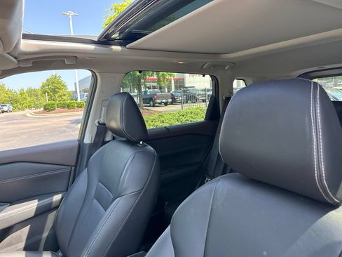 Used 2023 Nissan Rogue SL w/ SL Premium Package FWD image 8