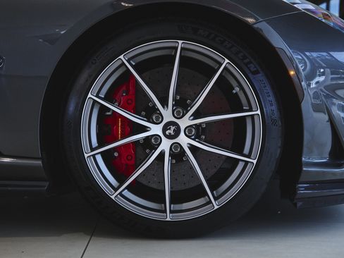 Used 2021 Ferrari 812 GTS image 44