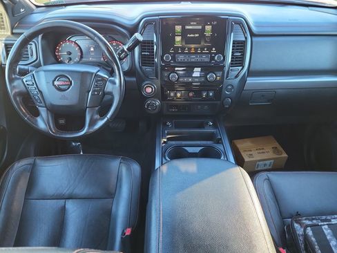Used 2021 Nissan Titan PRO-4X w/ Pro-4x Convenience Package image 13