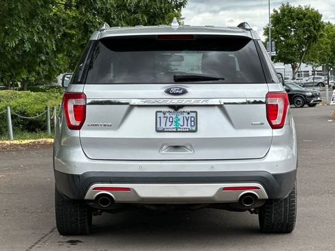 Used 2016 Ford Explorer Limited AWD/4WD image 7