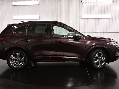 Used 2023 Ford Escape ST-Line w/ Tech Pack #1 image 8
