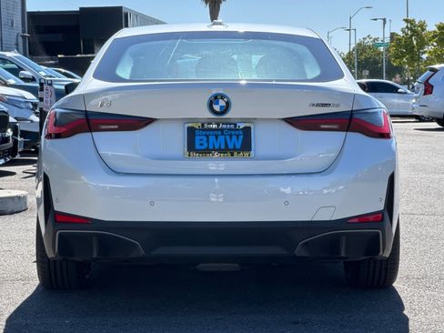 Used 2023 BMW i4 eDrive35 RWD image 9