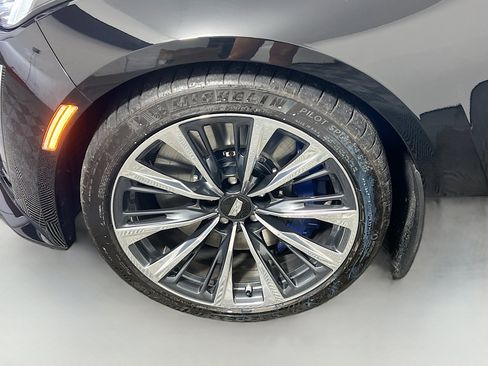 Used 2024 Cadillac CT5 V Blackwing w/ Parking Package RWD image 34