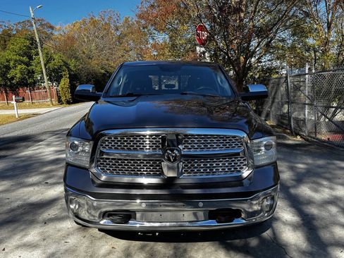 Used 2014 RAM 1500 Laramie w/ Convenience Group image 2