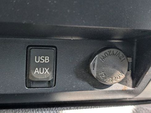 Used 2019 Toyota Tundra SR5 image 18