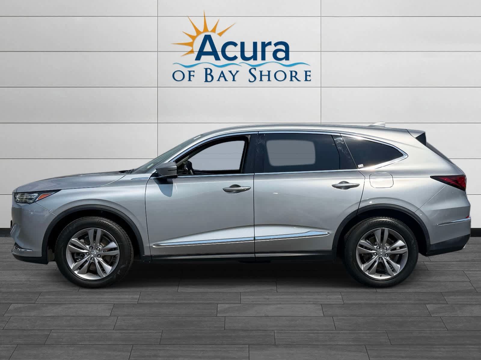 Used 2024 Acura MDX SH-AWD image 4