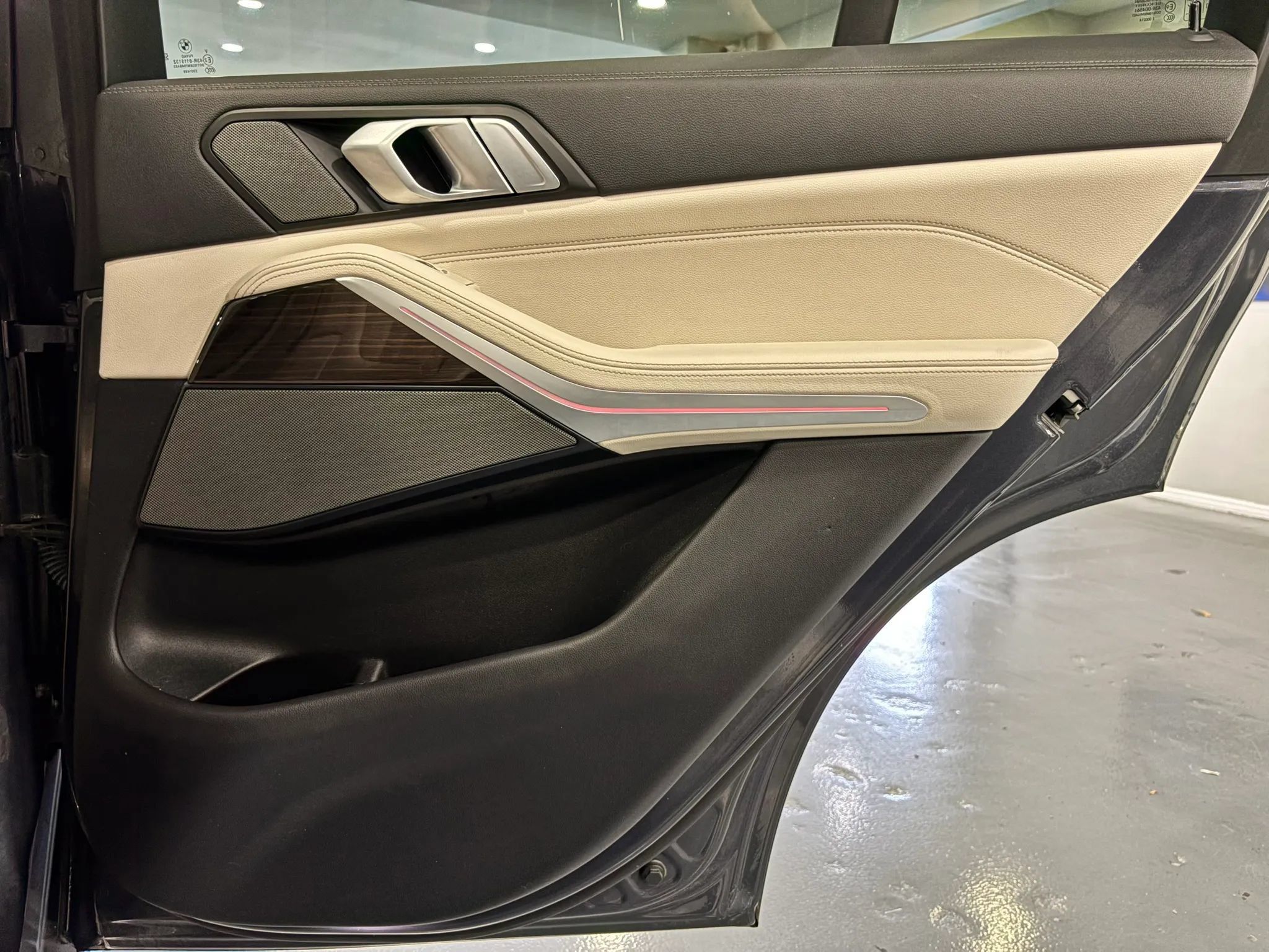 Used 2021 BMW X5 sDrive40i w/ Premium Package RWD image 45