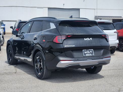 New 2026 Kia Sportage EX image 3