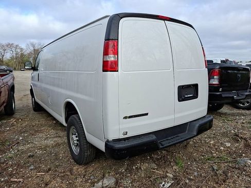 Used 2023 Chevrolet Express 2500 Extended w/ Driver Convenience Package image 4