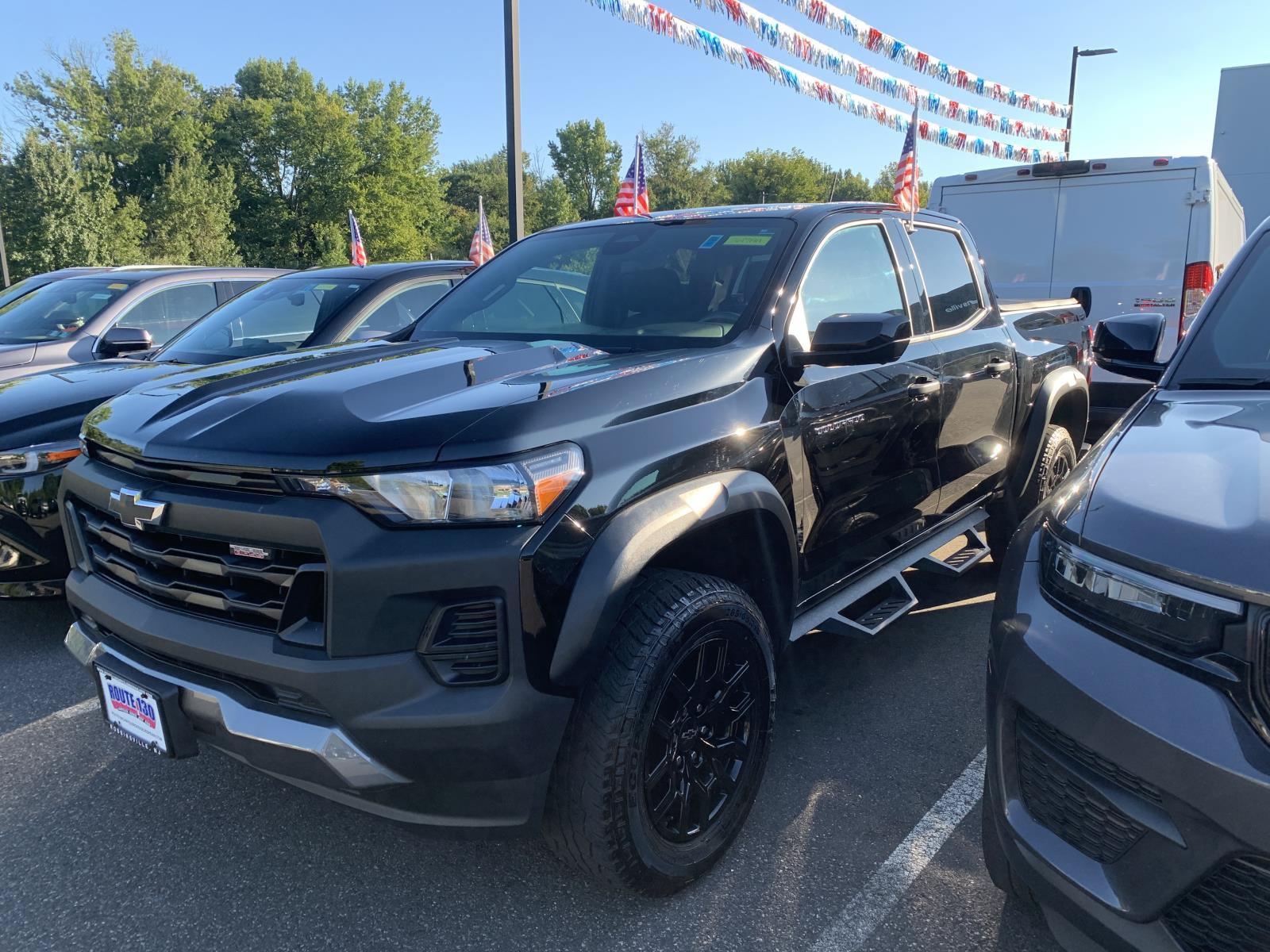 Used 2024 Chevrolet Colorado Trail Boss w/ Technology Package AWD/4WD image 29