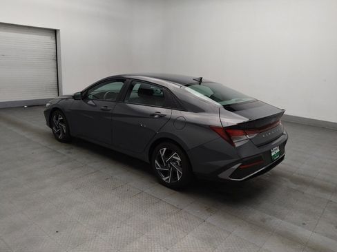 Used 2025 Hyundai Elantra Sport image 3