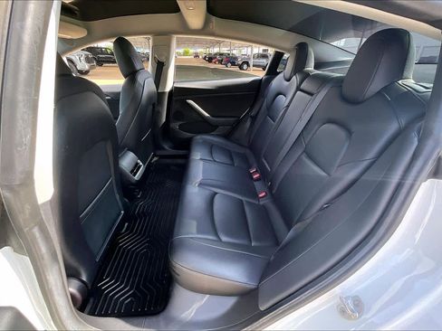 Used 2022 Tesla Model 3 Long Range AWD/4WD image 19
