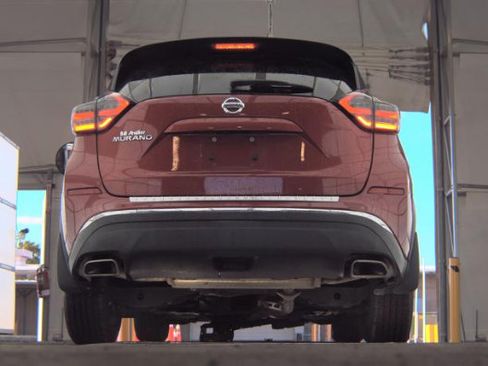 Used 2019 Nissan Murano S FWD image 7