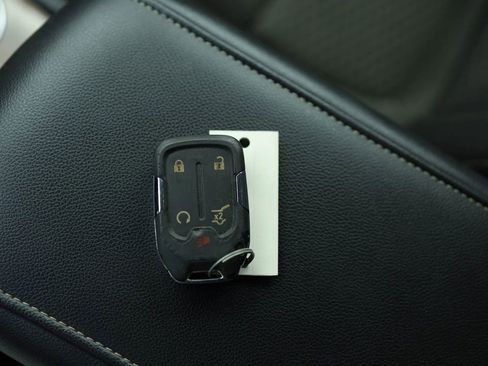 Used 2018 GMC Acadia SLE w/ LPO, Black Accent Package image 24