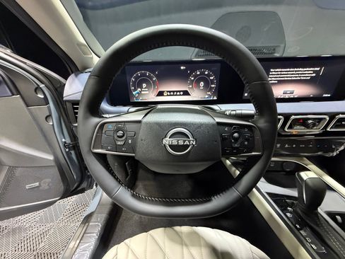 New 2026 Nissan Sentra SL image 9