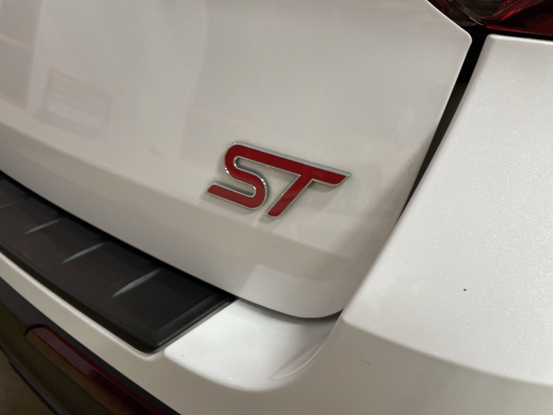 Used 2022 Ford Explorer ST AWD/4WD image 31