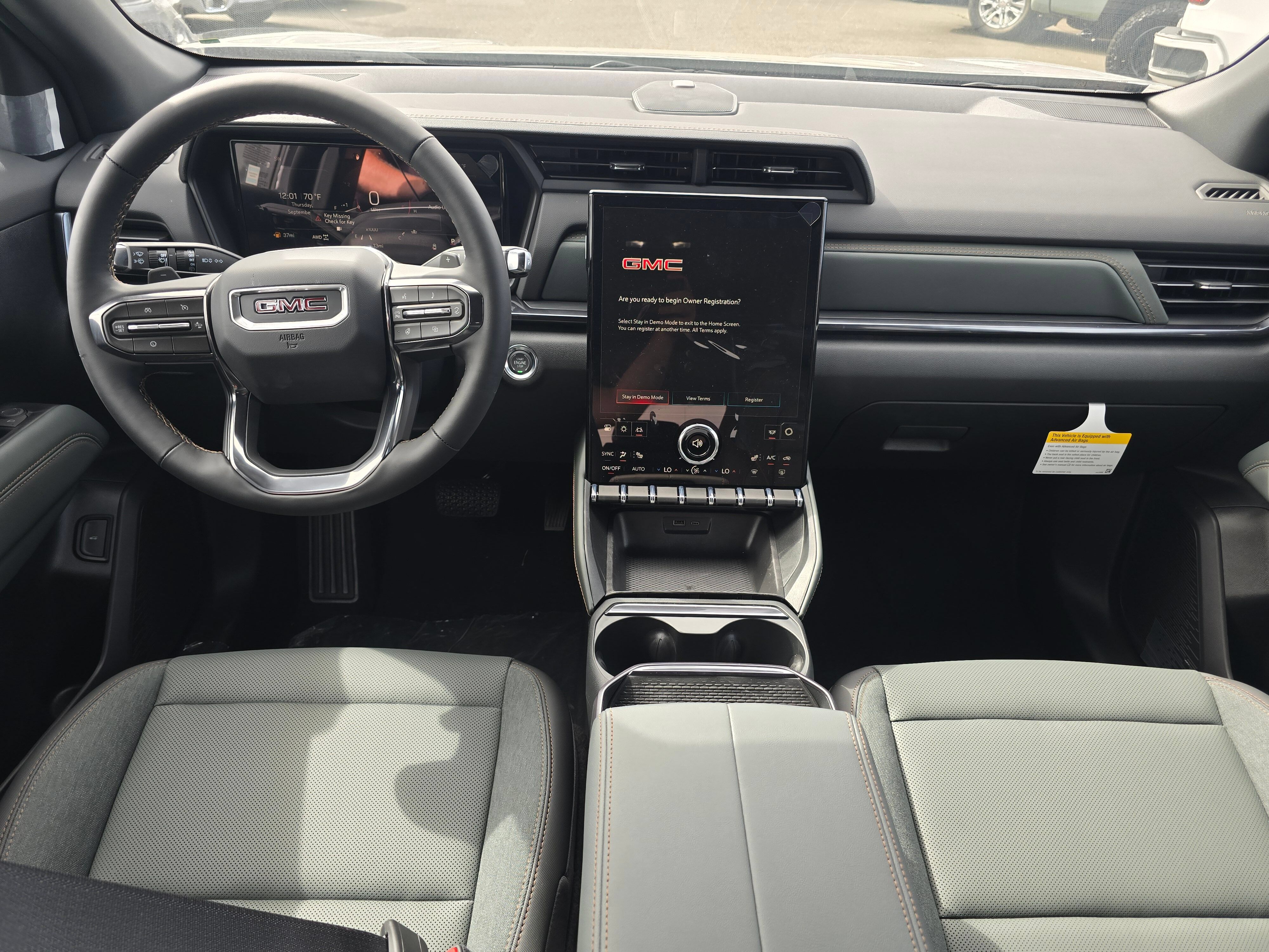 New 2027 GMC Terrain AT4 w/ Technology Package II AWD/4WD image 12