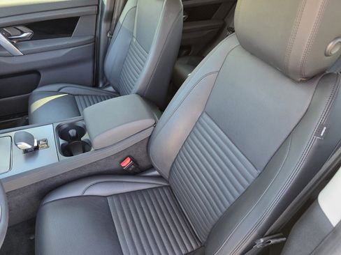Certified 2025 Land Rover Discovery Sport S image 12