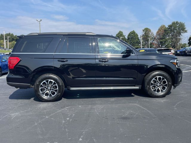 Used 2022 Ford Expedition XLT AWD/4WD image 8