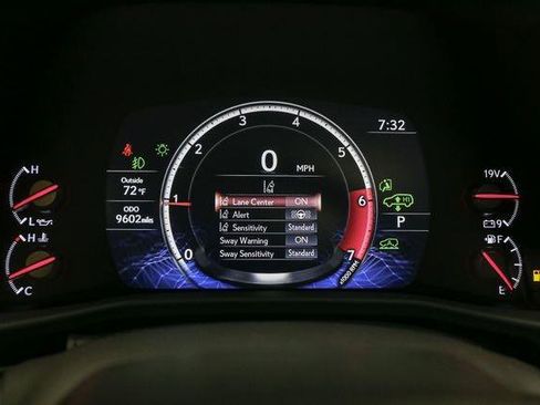 Used 2024 Lexus LX 600 F Sport image 39