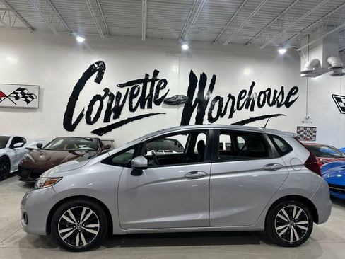 Used 2019 Honda Fit EX image 2