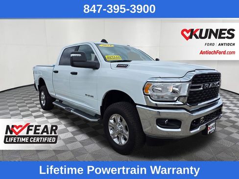 Used 2024 RAM 2500 Big Horn AWD/4WD image 1