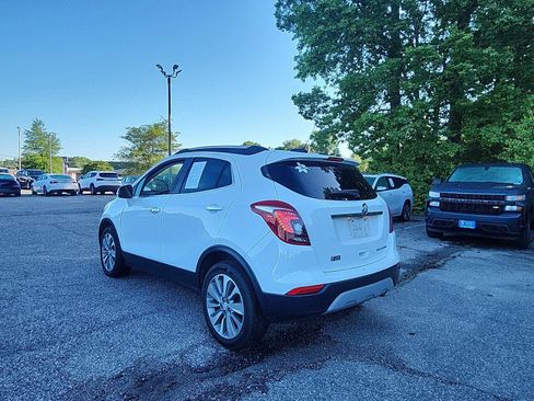 Used 2019 Buick Encore Preferred FWD image 3