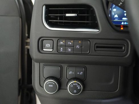 Used 2024 Chevrolet Tahoe RST w/ Luxury Package RWD image 12