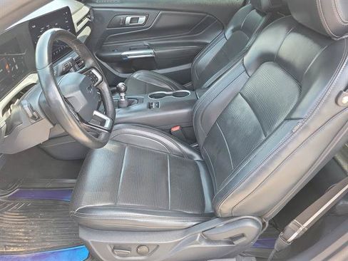 Used 2024 Ford Mustang GT Premium RWD image 3