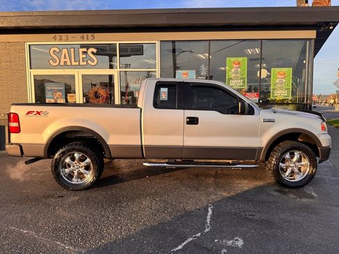 Used 2004 Ford F150 XLT image 4