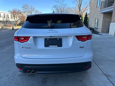 Used 2017 Jaguar F-PACE R-Sport AWD/4WD image 5