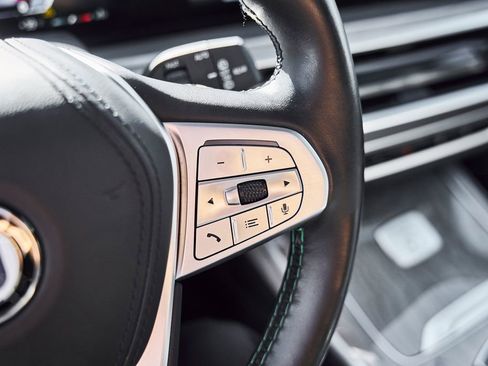 Used 2024 BMW ALPINA XB7 AWD/4WD image 65