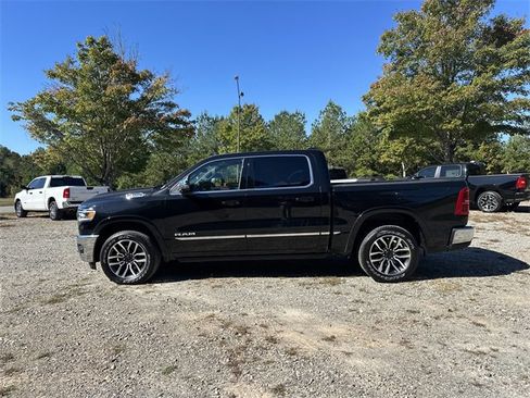 Used 2025 RAM 1500 Limited image 8