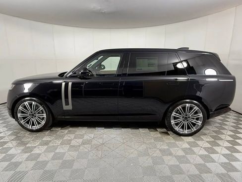 New 2026 Land Rover Range Rover Long Wheelbase SE image 3