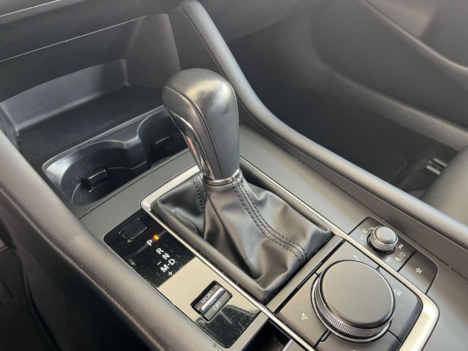 Used 2026 MAZDA MAZDA3 s FWD image 40