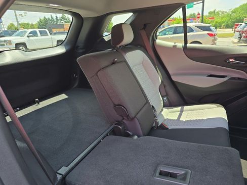 Used 2024 Chevrolet Equinox LS w/ LS Convenience Package AWD/4WD image 37