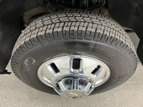 Used 2024 Chevrolet Silverado 3500 High Country w/ High Country Premium Package AWD/4WD image 15